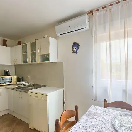 Haus Glavani 아파트 *